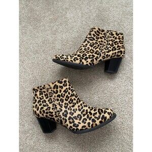 Vionic Georgia Cheetah Leopard Calf Hair Ankle Booties Women's Size 6